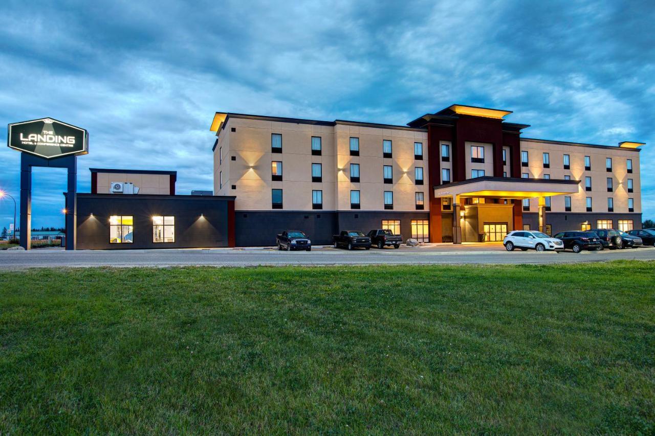 The Landing Hotel & Conference Centre St. Paul Екстериор снимка