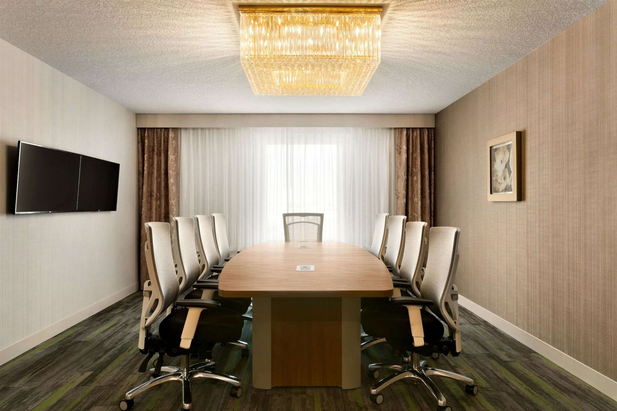 The Landing Hotel & Conference Centre St. Paul Екстериор снимка